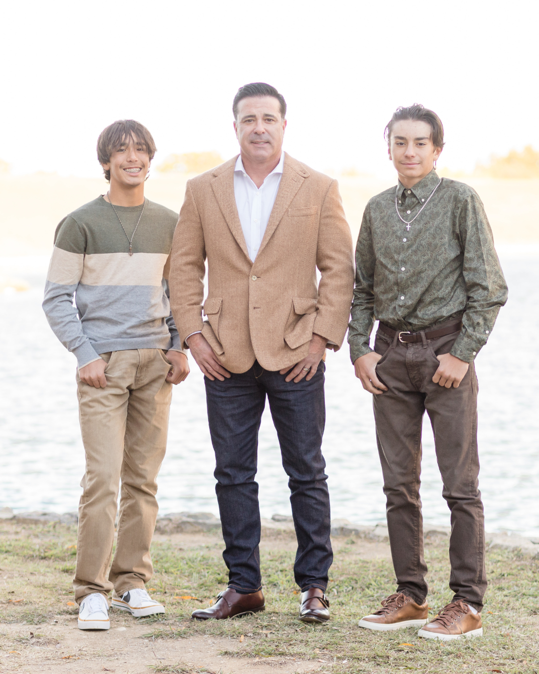 Photo of Motivational speaker and Life Coach Jeremy Fouts with two sons.